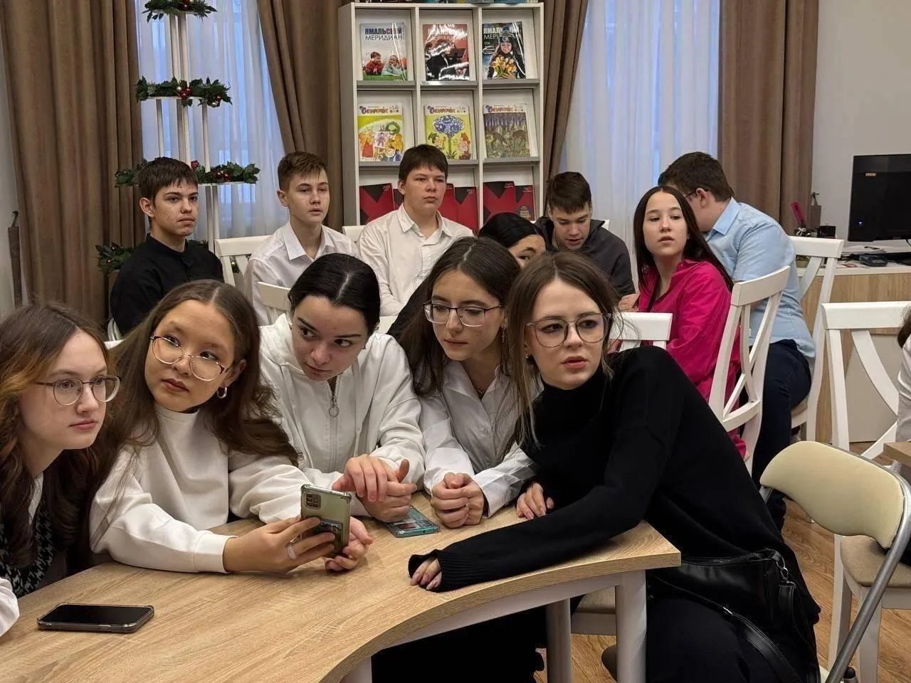 Тематический вечер «Библиотека без границ. Осень», Библиотека «Культурный центр «Наследие»